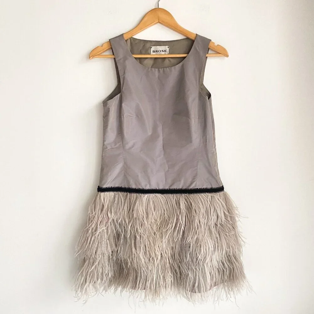 Brose Grey Silk Ostrich Feathers Short Sleeveless Cocktail Dress 6 - Picture 9 of 9
